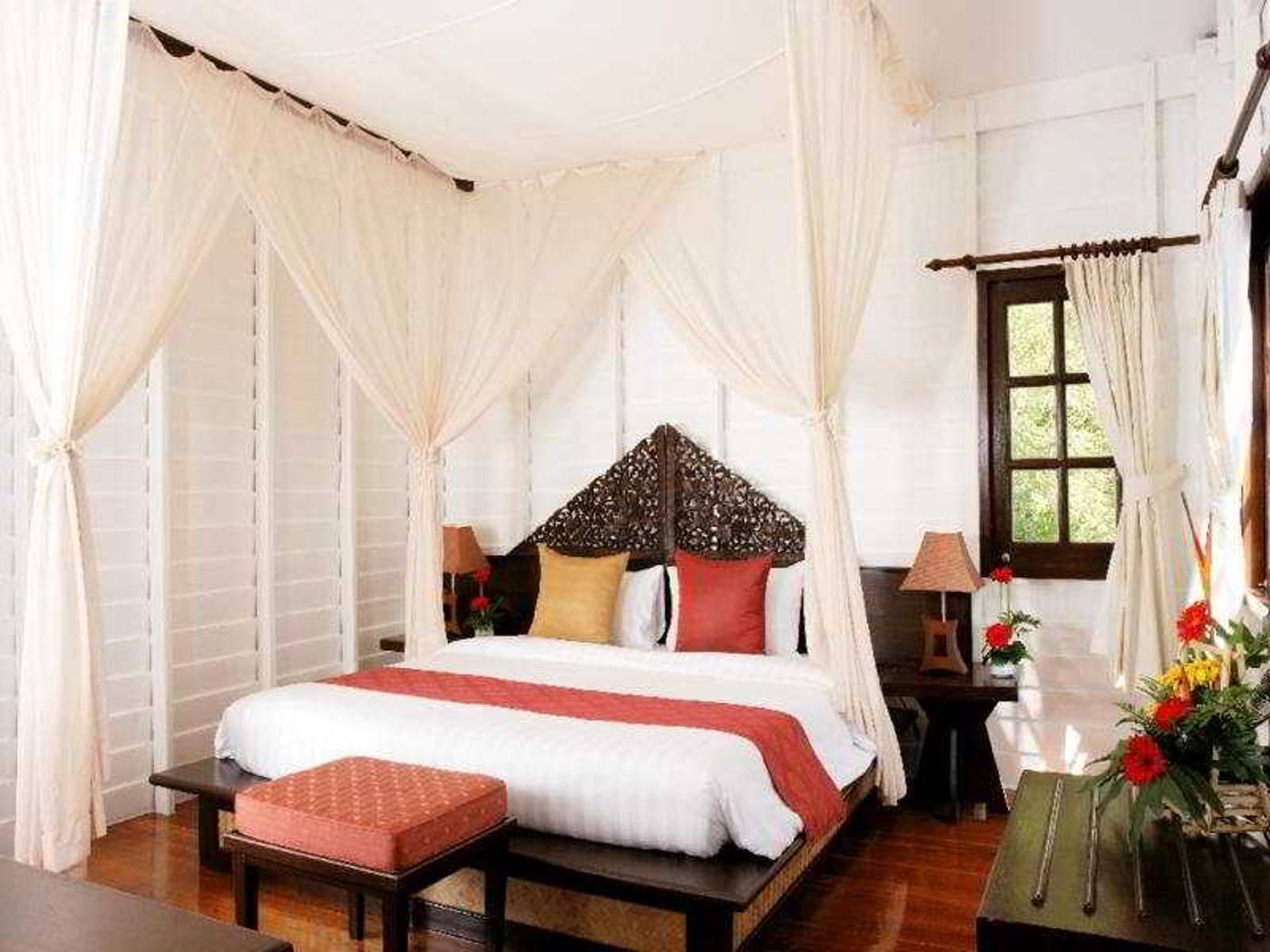 All-Seasons-Naiharn-Phuket-General-view-17