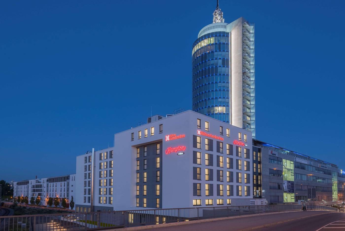 Hilton-Garden-Inn-Munich-City-West-General-view-7