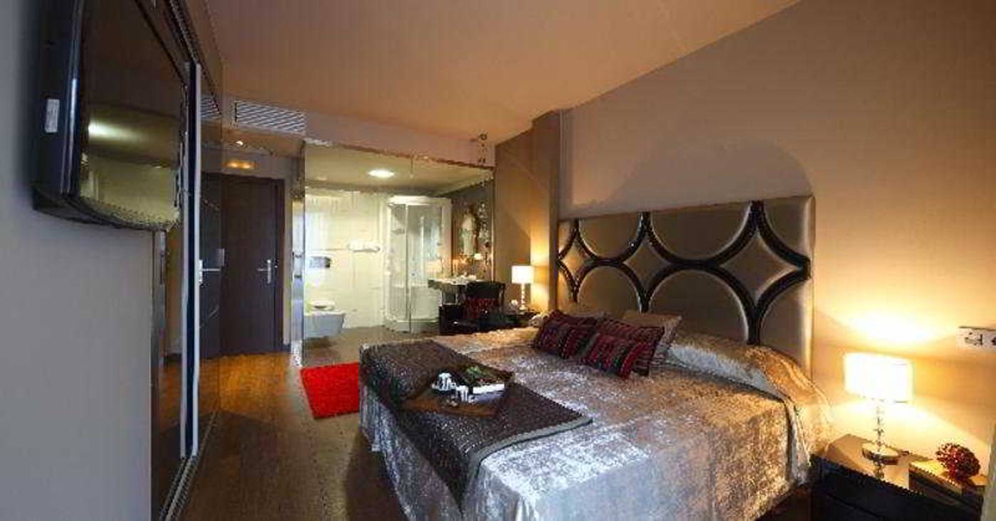 Silken Axis Vigo-Spain-VIGO-Room-8