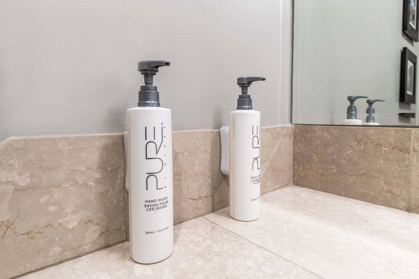 Atrium-Hotel-Vancouver-Room-60