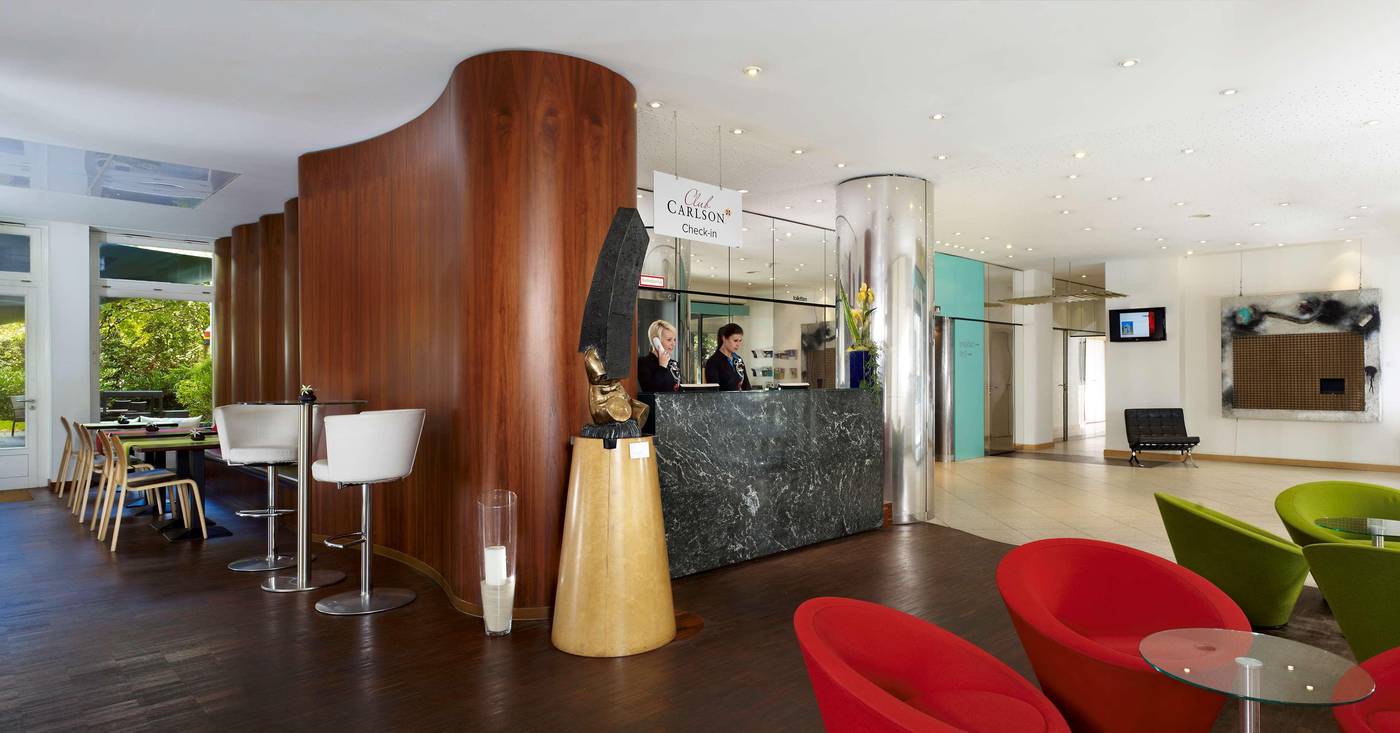 Park-Plaza-Berlin-Kudamm-Lobby-4