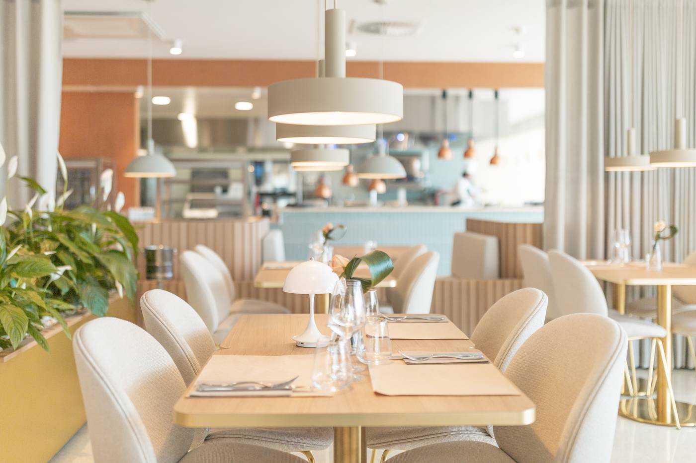 Yotel-Geneva-Lake-Restaurant-17