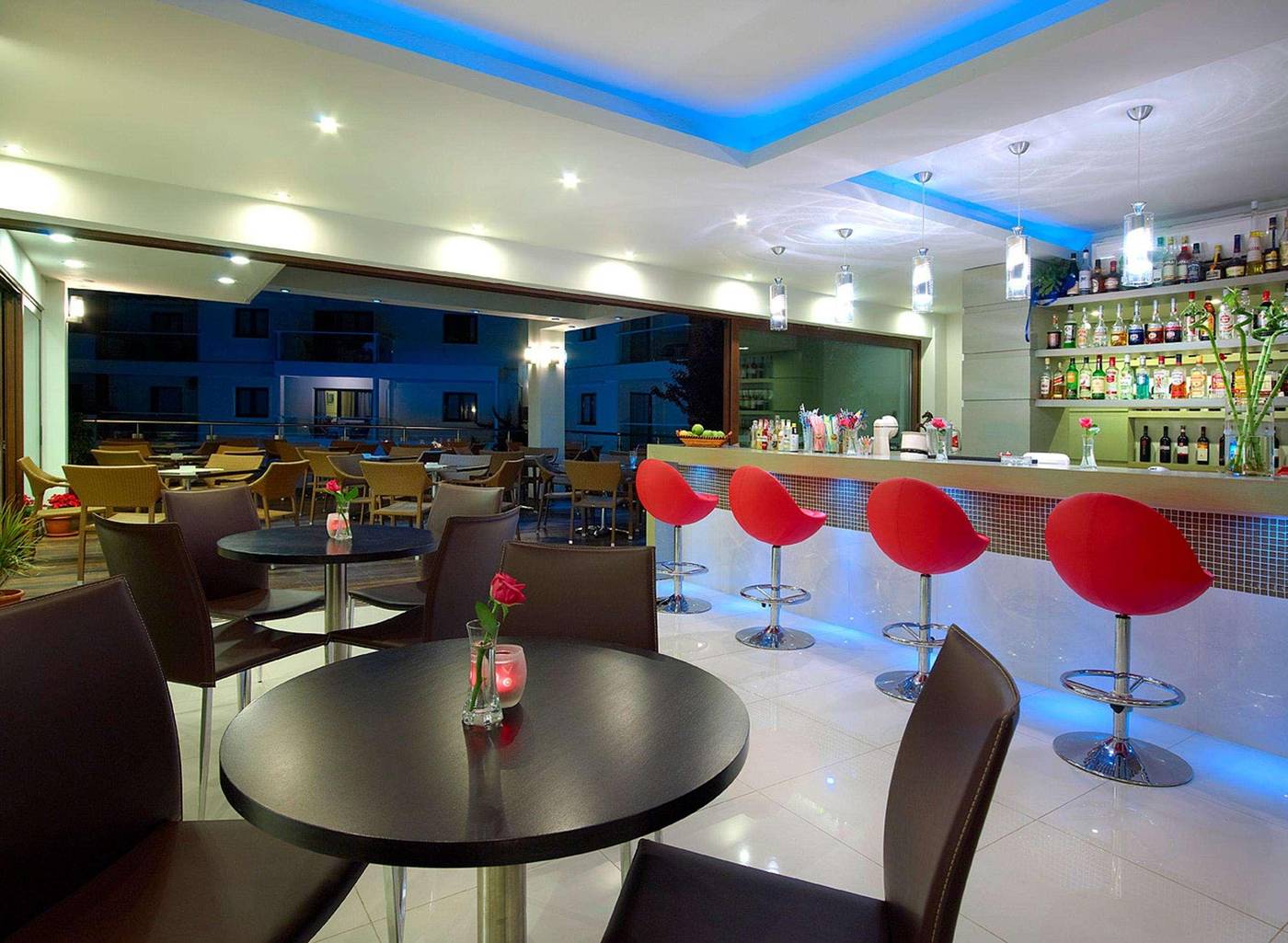 Minos-Village-Bar-24