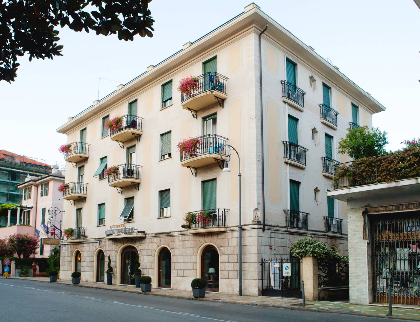 Hotel Giulio Cesare - Italy - RAPALLO - General view - 2