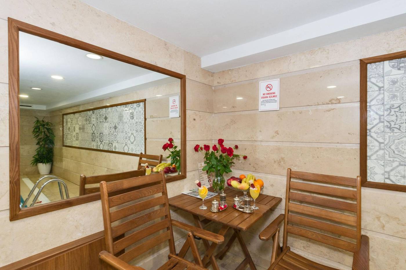 Darkmen-Hotel-Sports-and-Entertainment-18