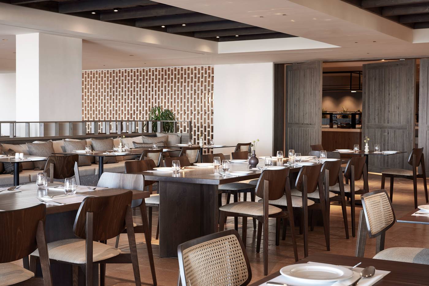 Helea-Lifestyle-Beach-Resort-Restaurant-44