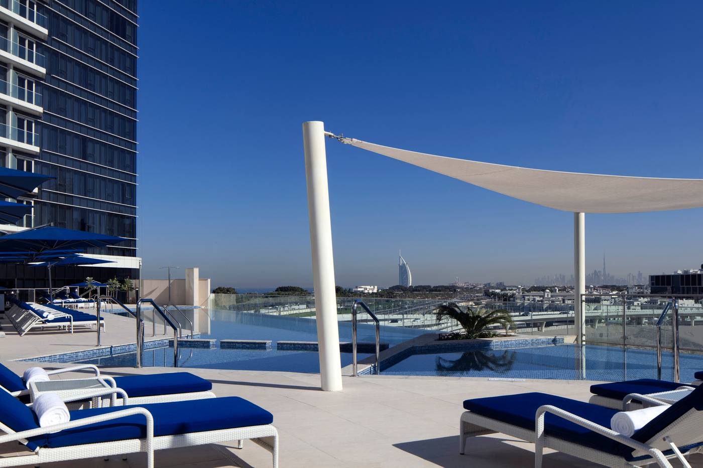 Avani-Plus-Palm-View-Dubai-Hotel-and-Suites-Pool-3
