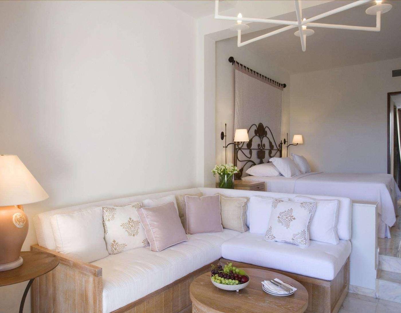 The-Annabelle-Room-42