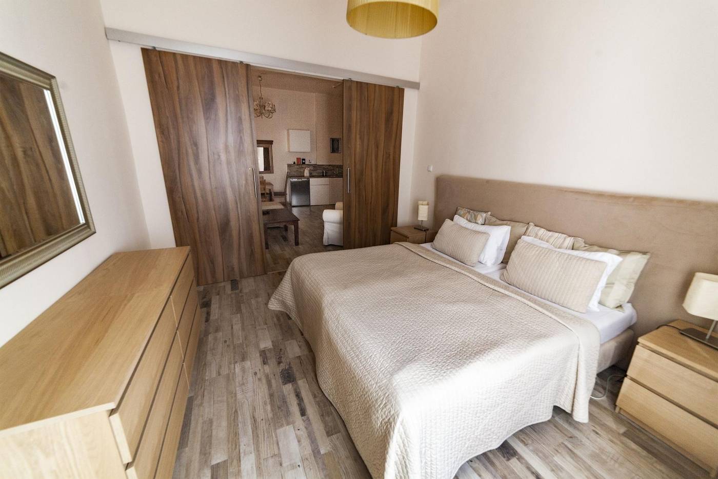 Lounge-Apartments-Room-46