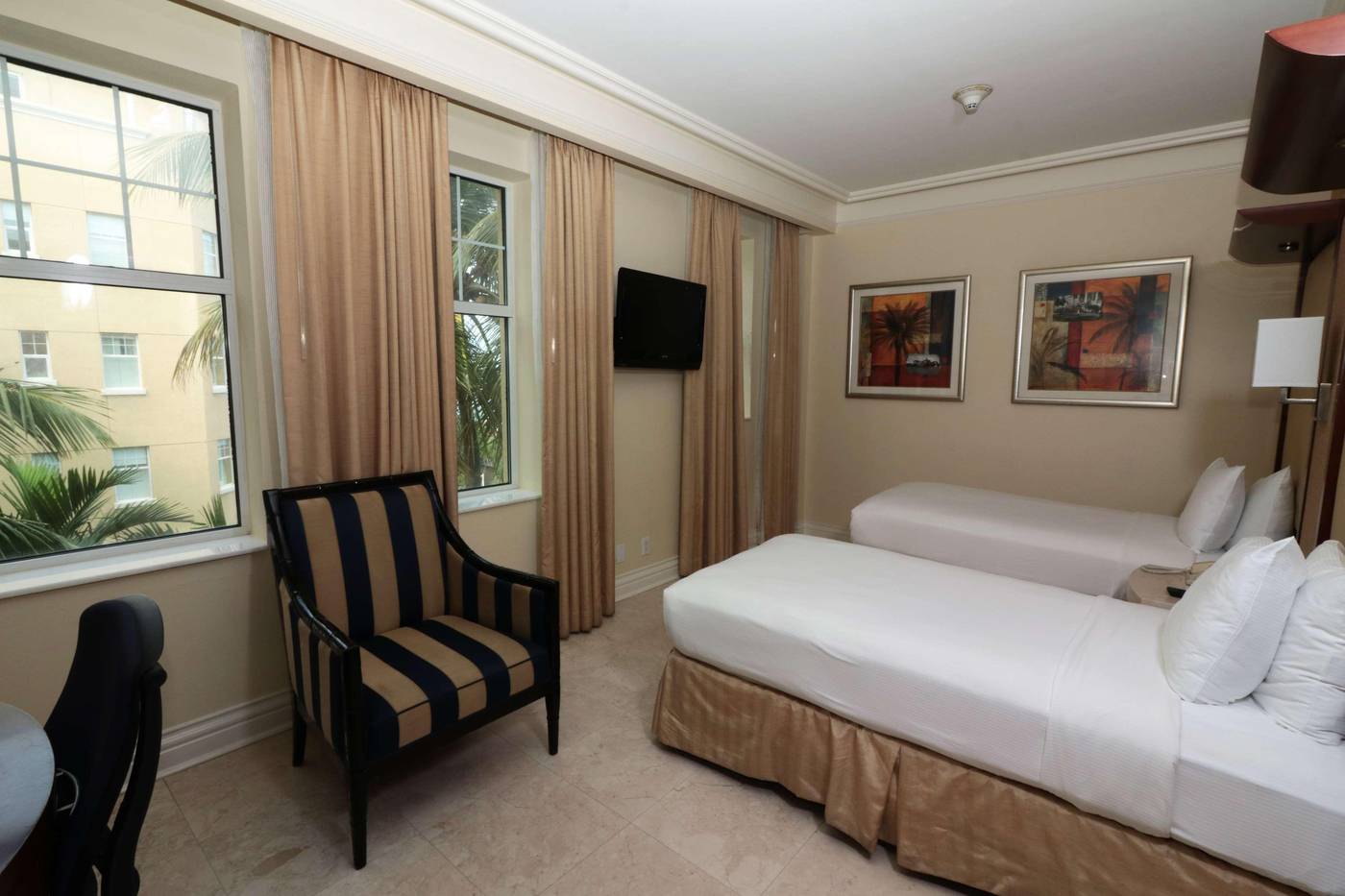 British-Colonial-Room-26