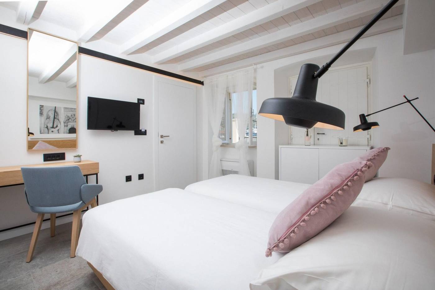 Bova-Luxury-Rooms-Room-22