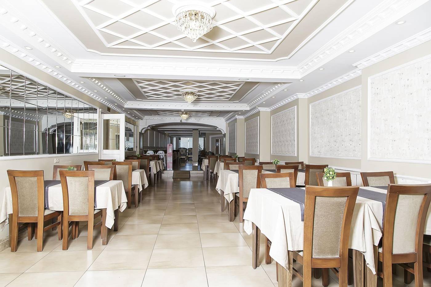 Istanbul-Panorama-Hotel-Restaurant-53