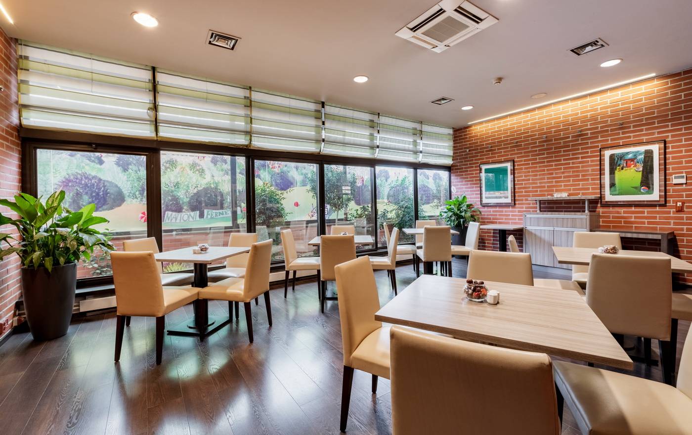 Expo-Hotel-Prague-Restaurant-10