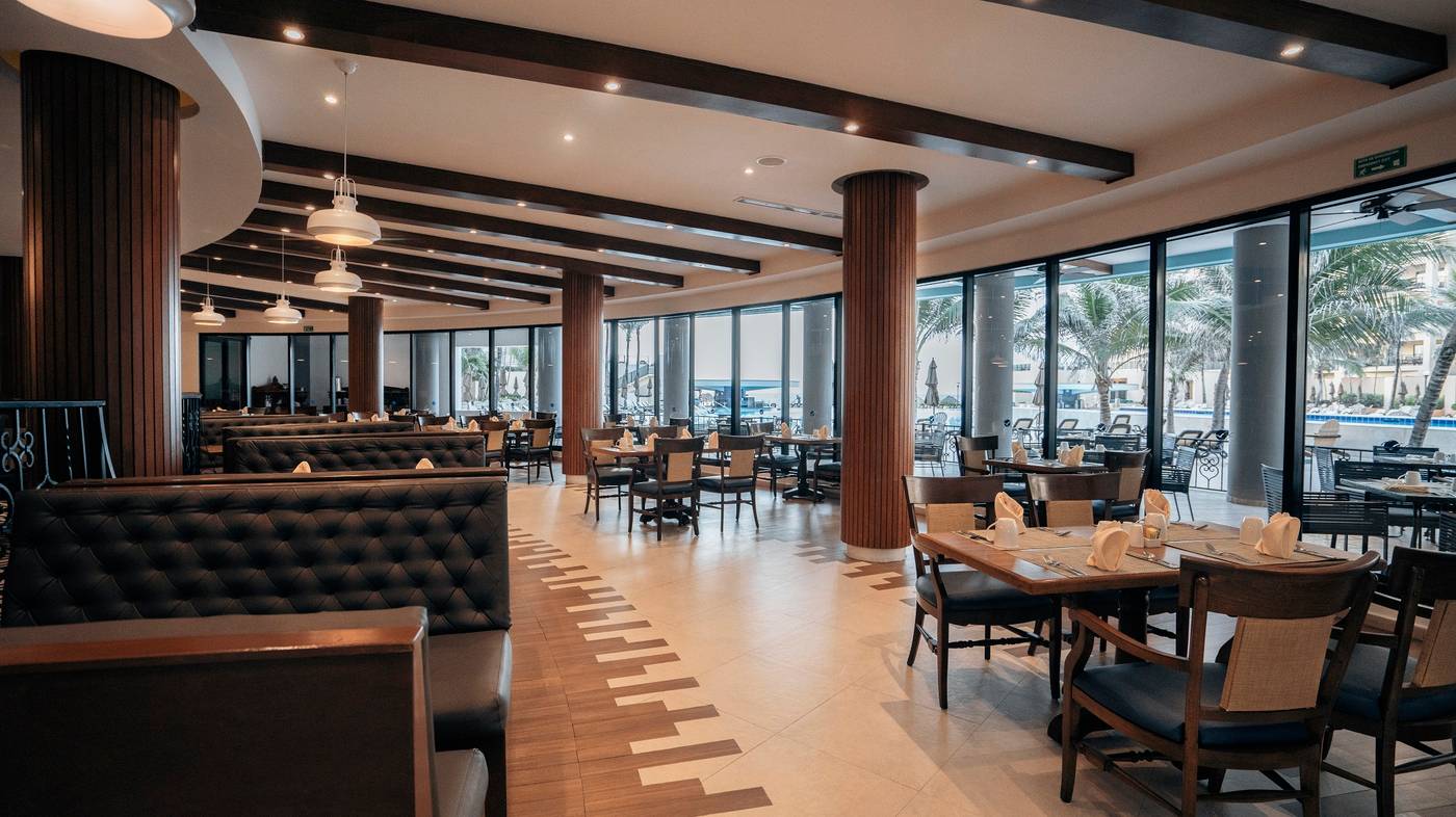 The-Royal-Sands-Resort---Spa-Restaurant-24