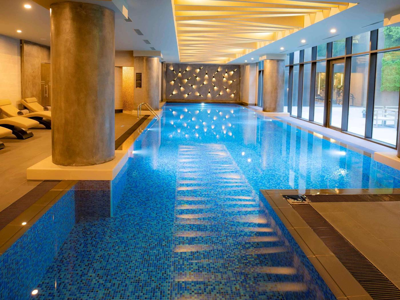 Sofitel-Istanbul-Taksim-Pool-74