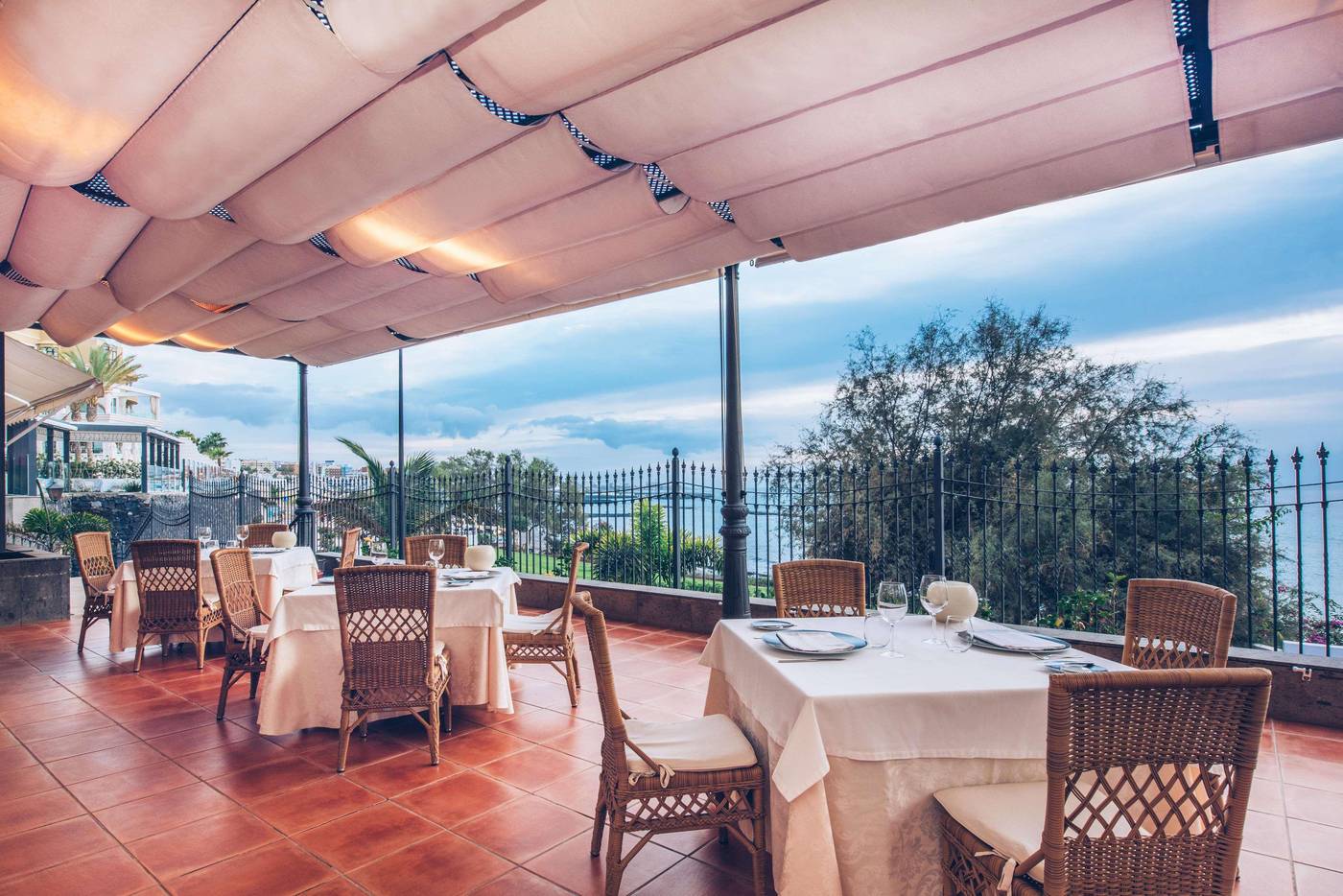 IBEROSTAR-Anthelia-Restaurant-102