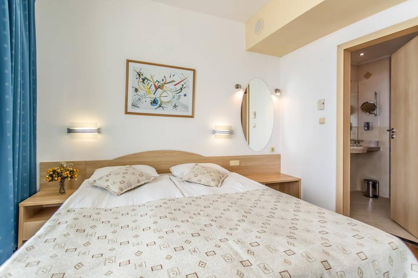 Grand-Victoria-Room-9