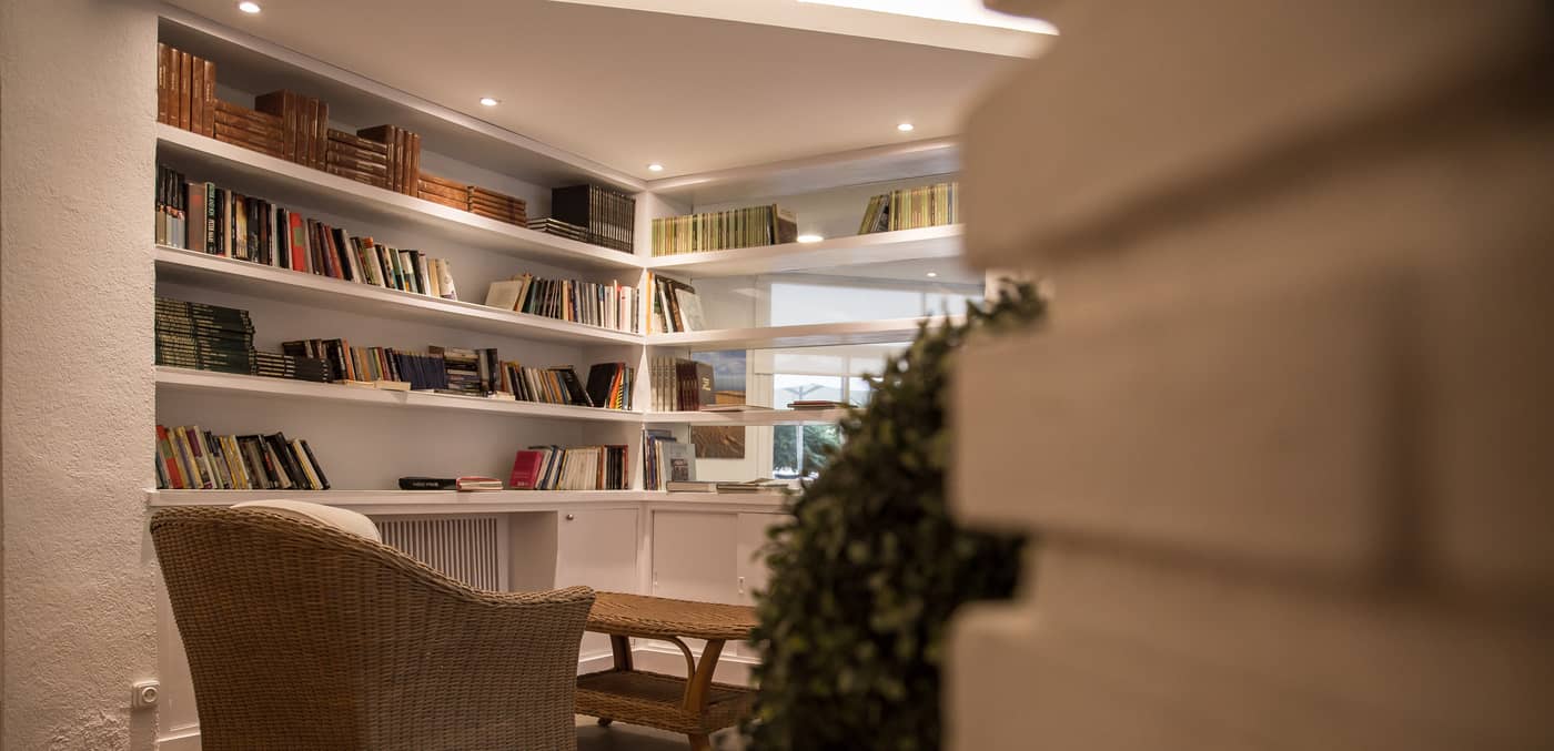 Carlos-III-Lobby-48
