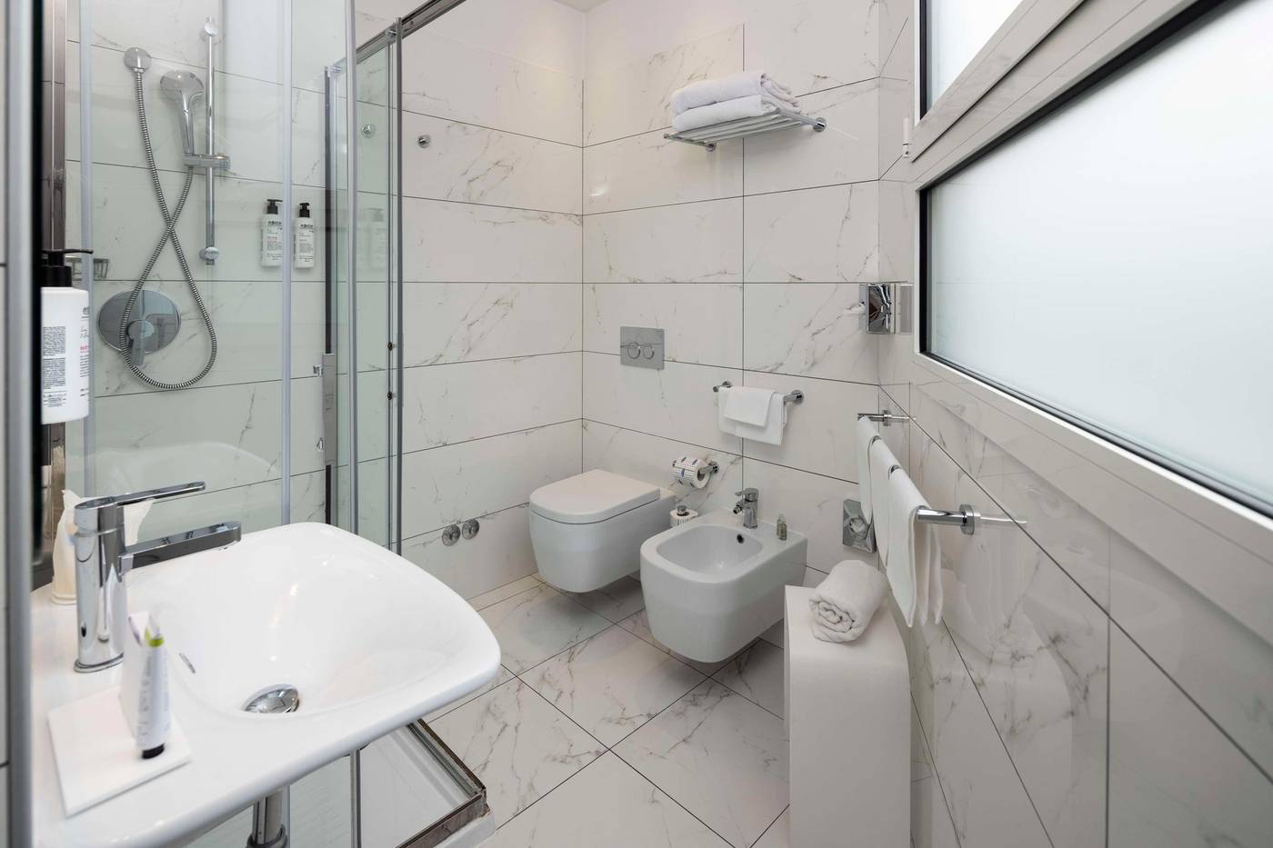 Best-Western-Hotel-Madison-Room-44