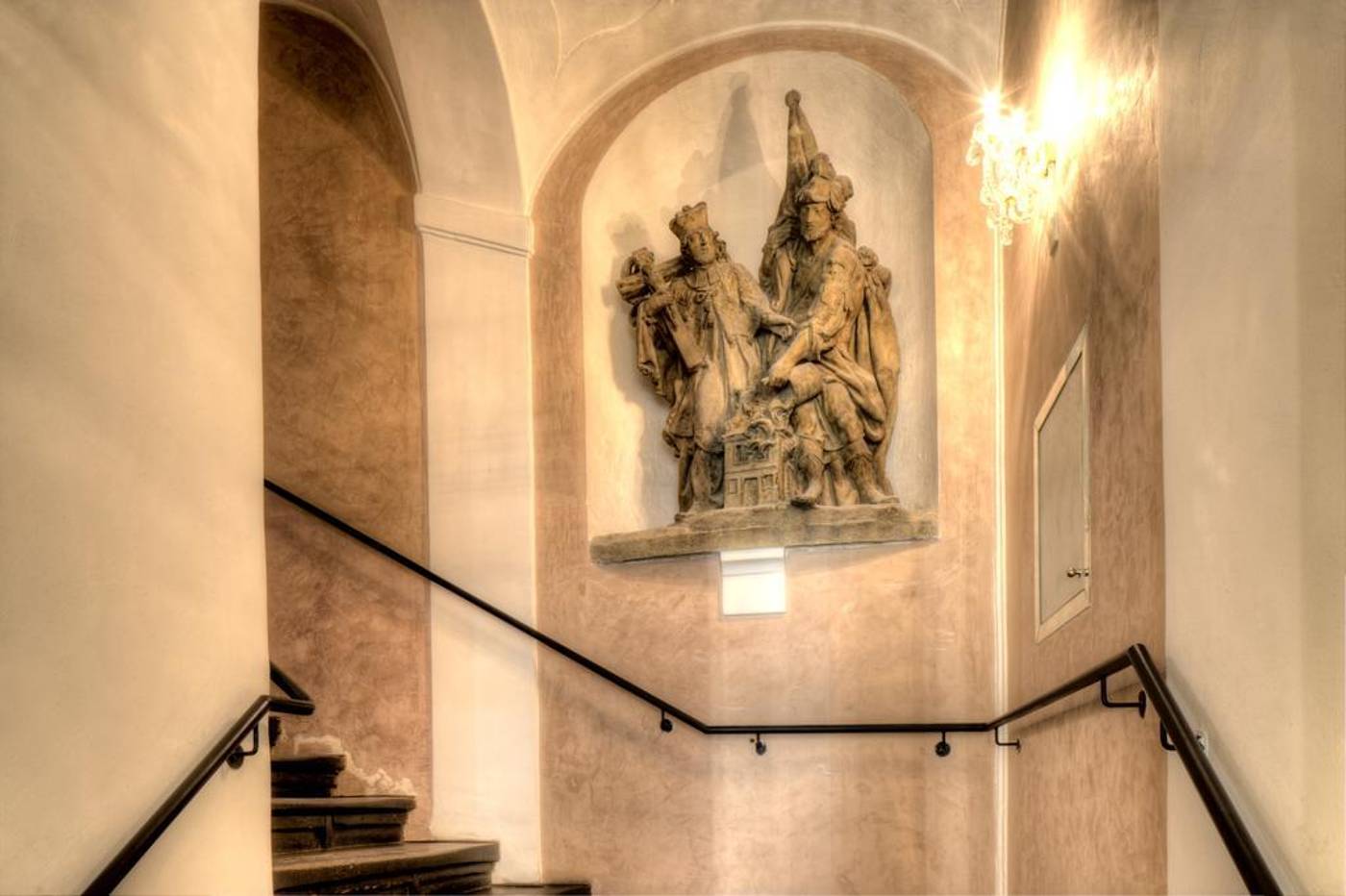 Palac-U-Kocku-General-view-18