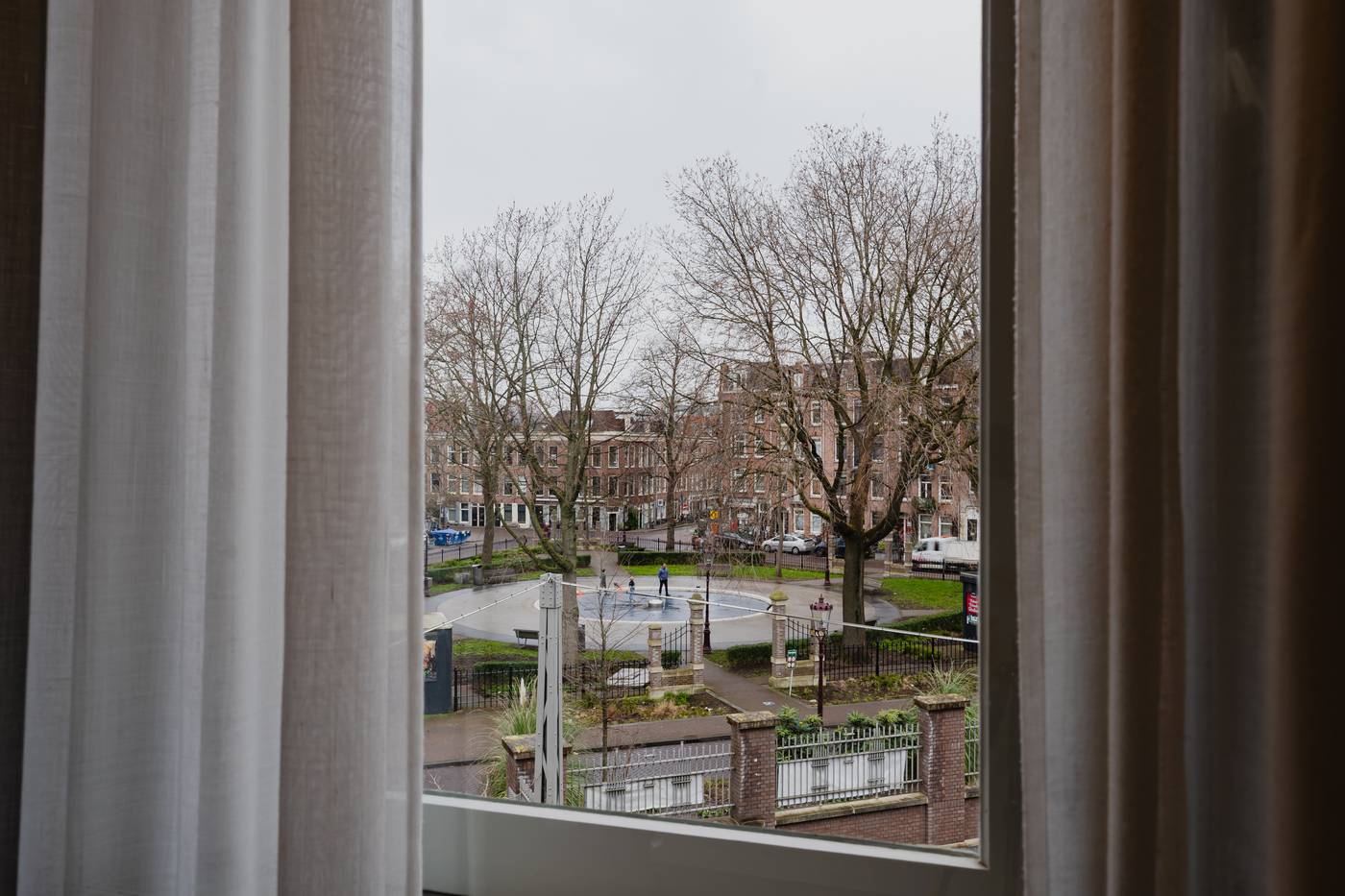 Hotel-De-Hallen-Room-77