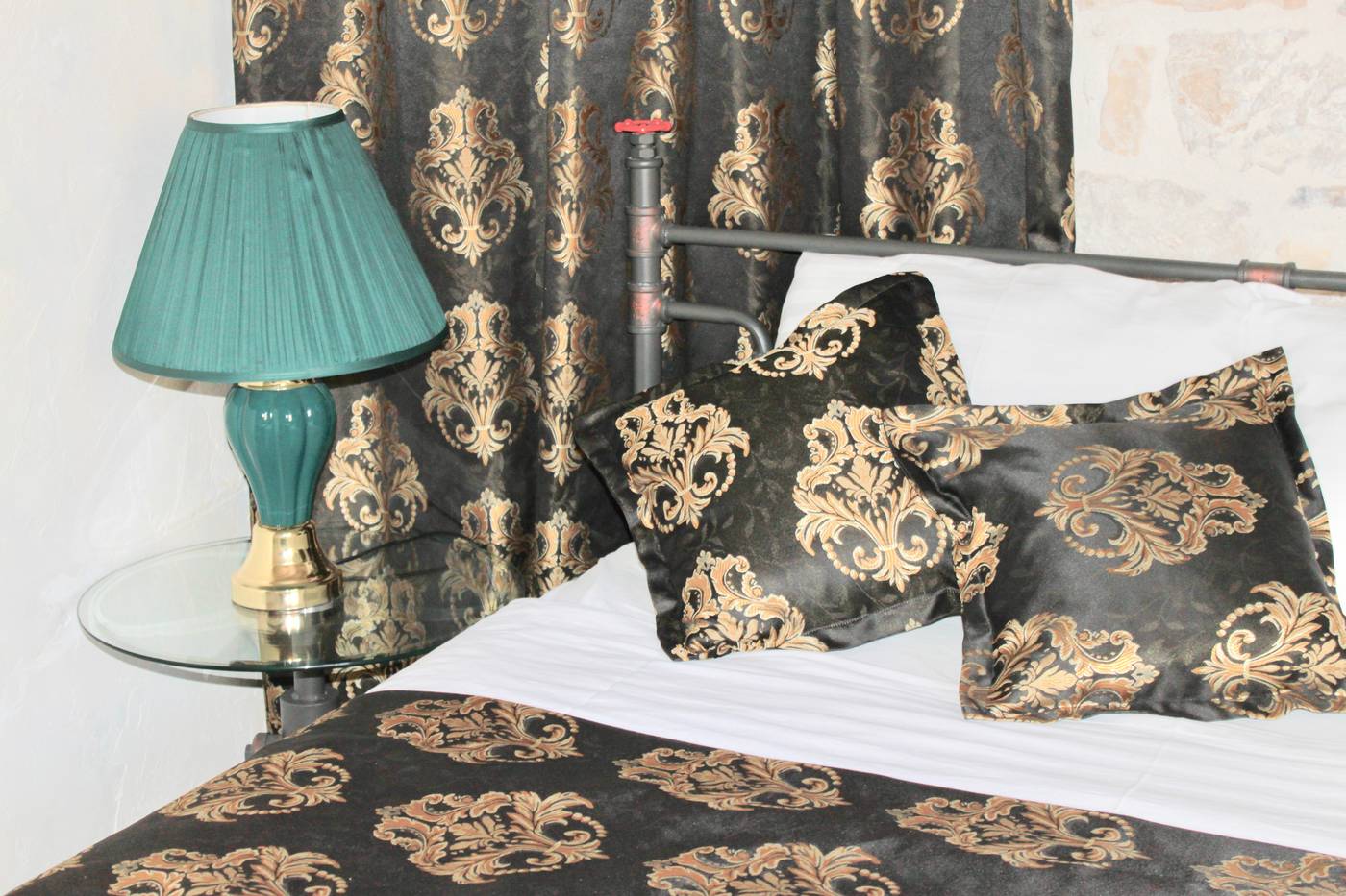 Heritage-Palace-Varos---Quaint---Elegant-Hotels-Room-43