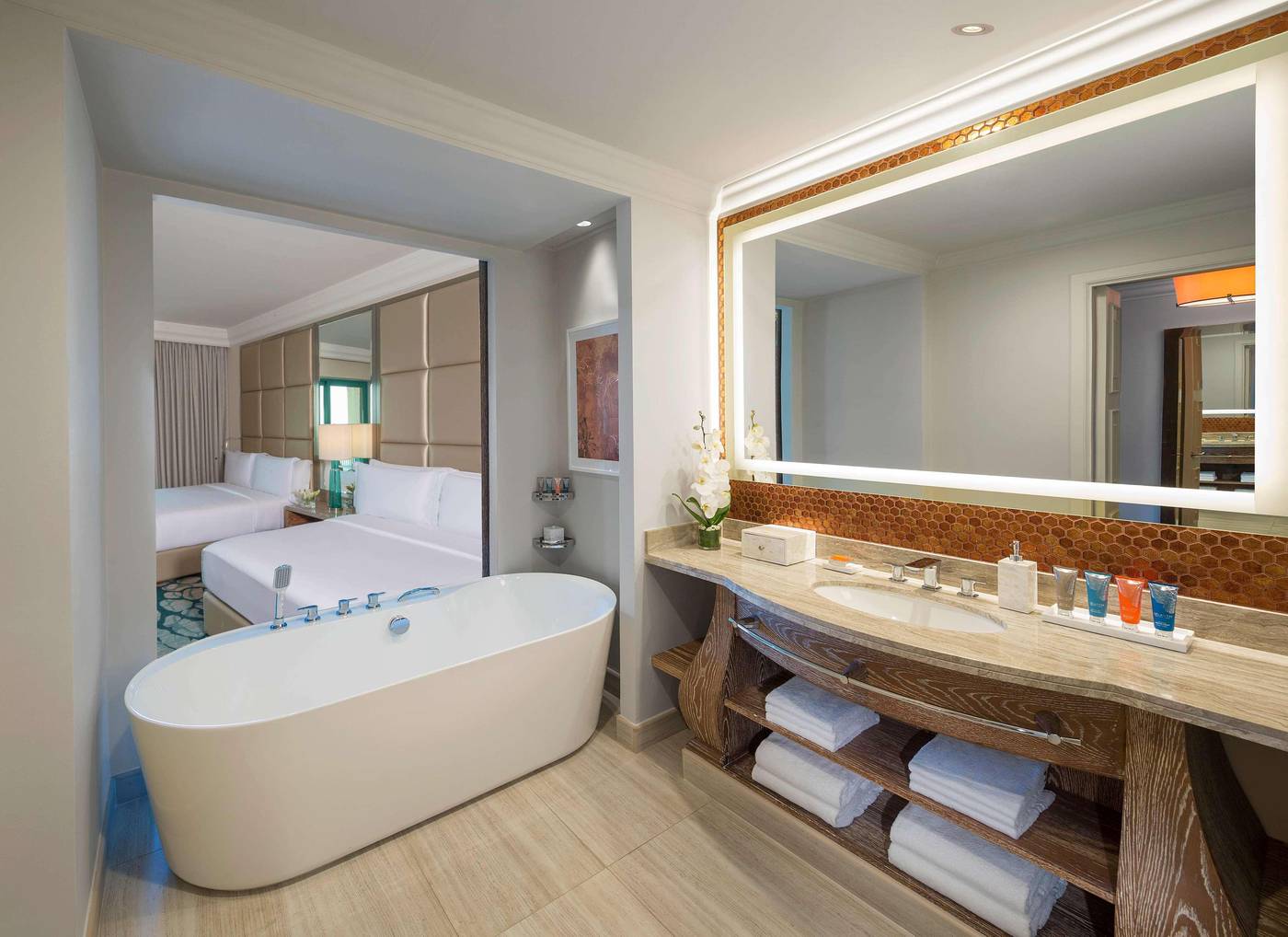 Atlantis--The-Palm-Room-39