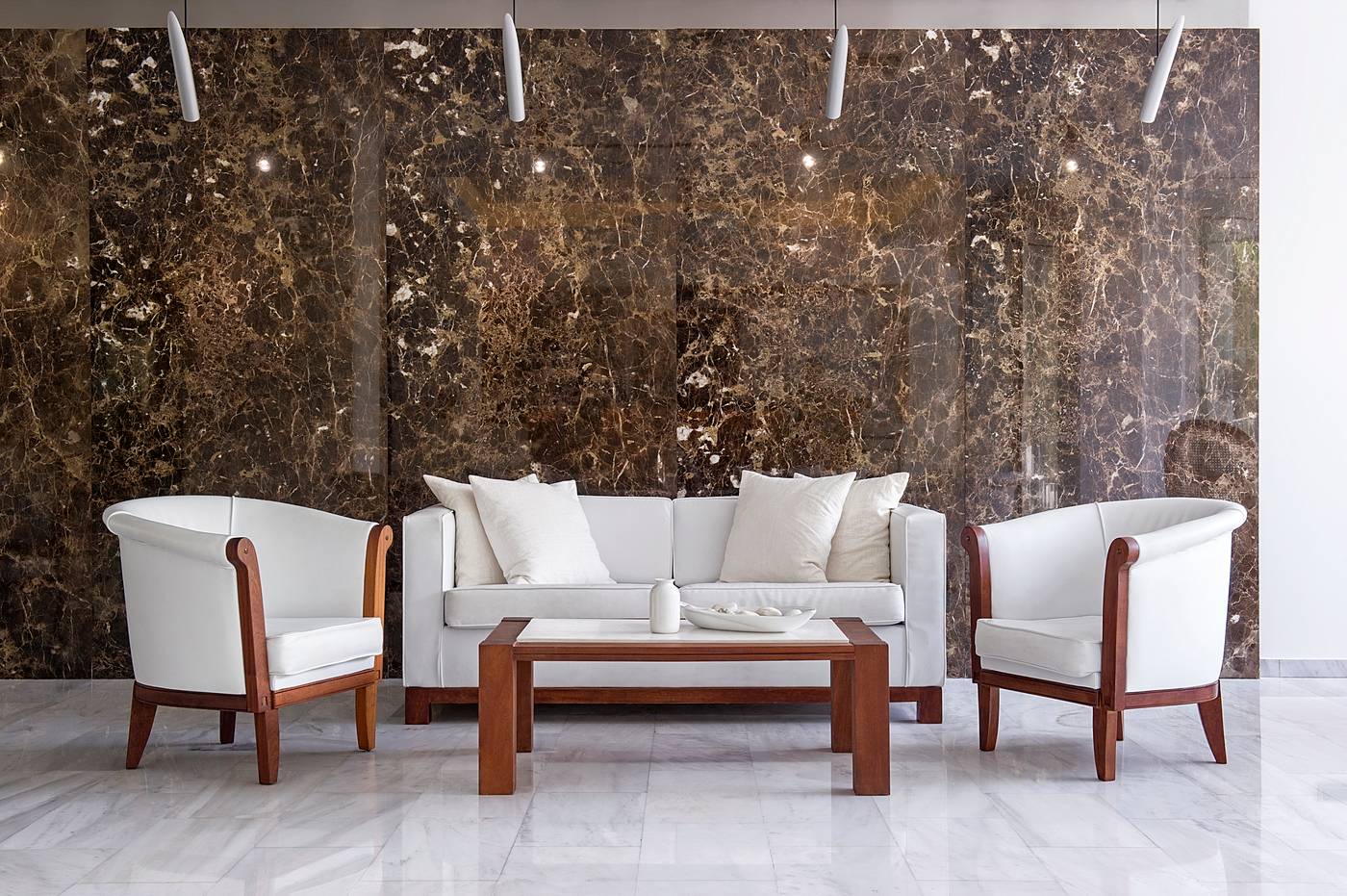 Grecian-Sands-Hotel-Lobby-49