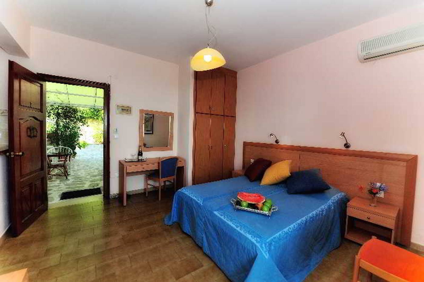 Vassilias-beach-Room-5