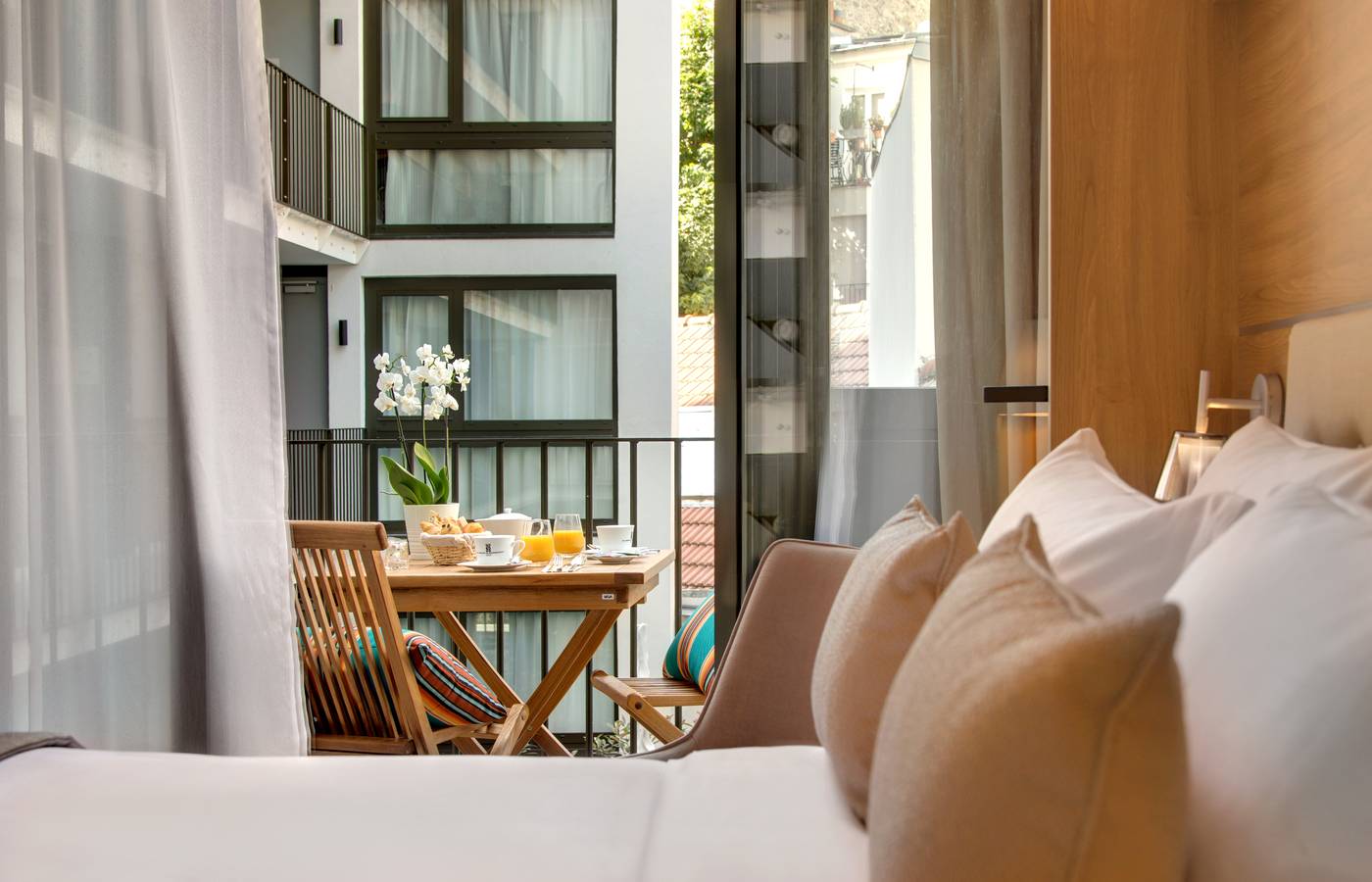 Hotel-Les-Jardins-de-Mademoiselle-Room-22