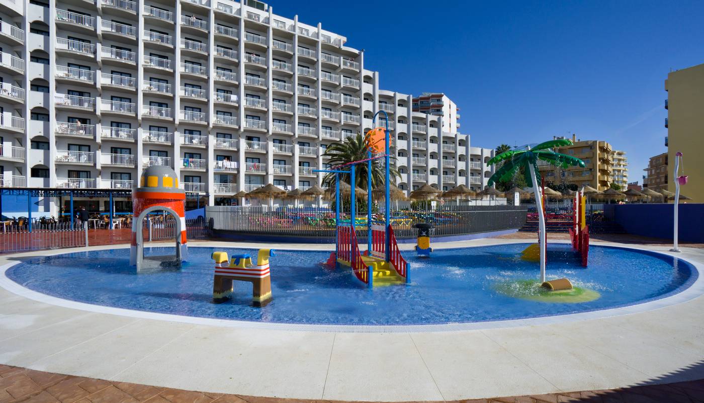 Medplaya-Hotel-Bali-Pool-56