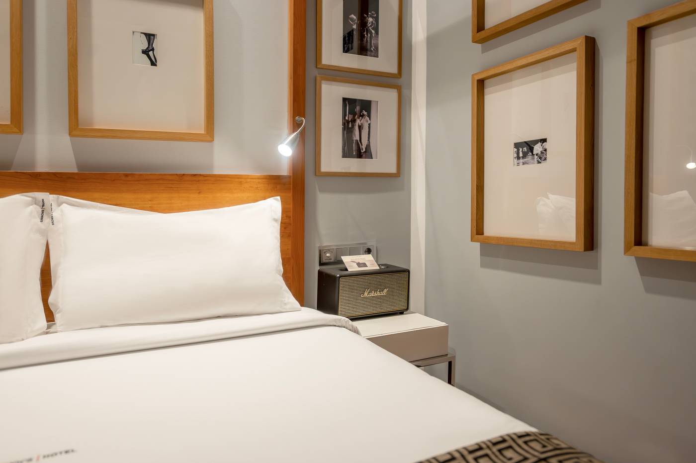 Browns-Downtown-Hotel-Room-33