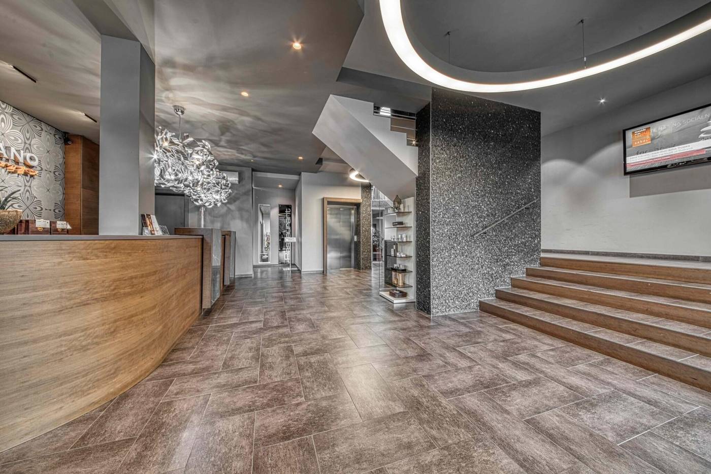 Volcano-Spa-Hotel-Lobby-7