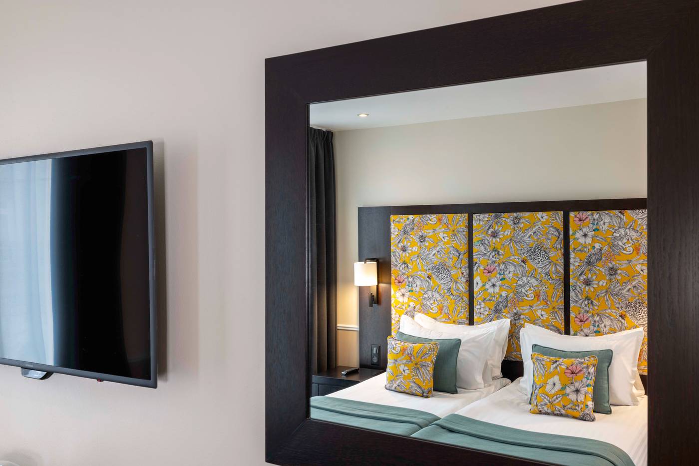 Park-Lane-Paris-Room-41