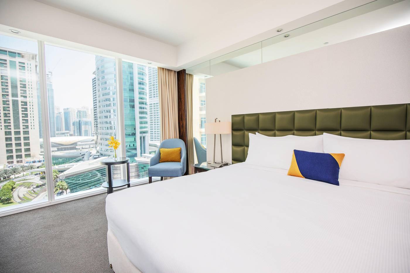 Bonnington-Jumeirah-Lakes-Towers-Room-17