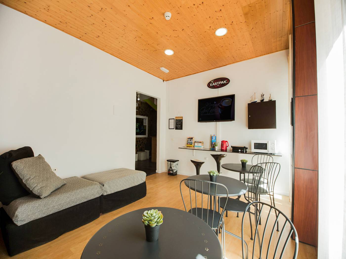 Rk-Bora-Bora-Lobby-36