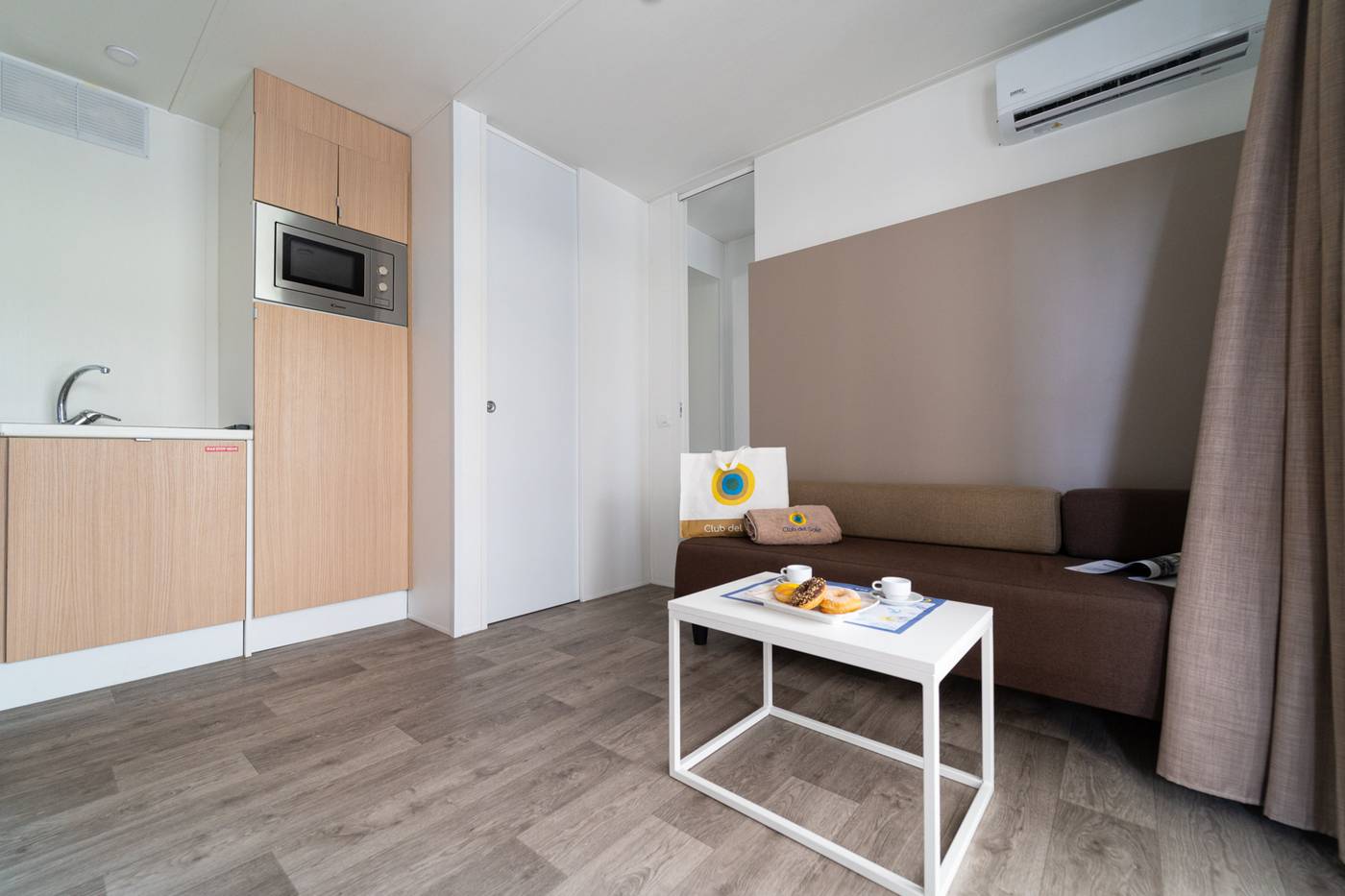 Club-Del-Sole-Roseto-Degli-Abruzzi-Easy-Camping-Room-9