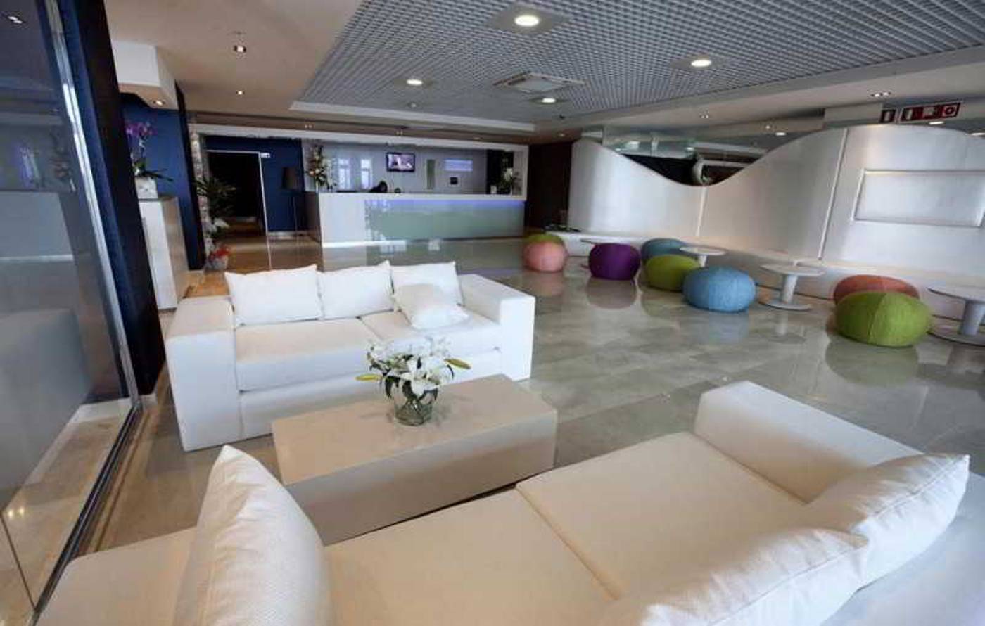 Allon-Mediterrania-Lobby-15