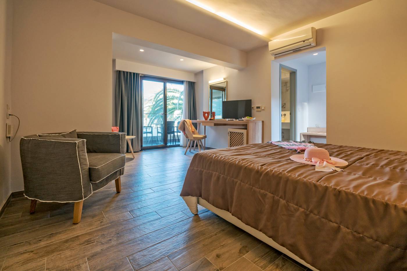 Lagomandra-Beach-Hotel-Room-28