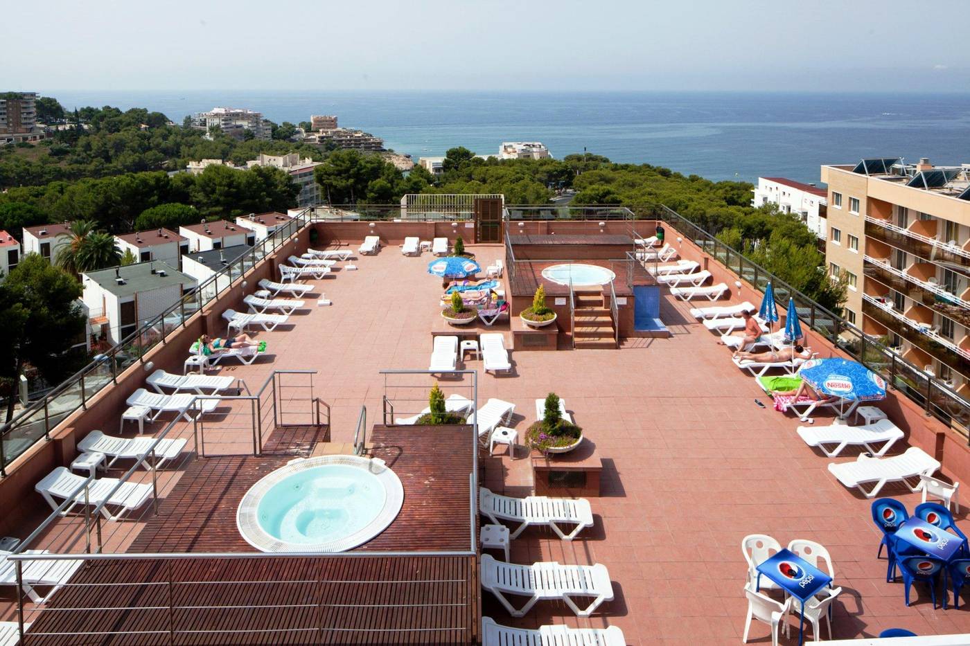 htop-Molinos-Park-Terrace-4