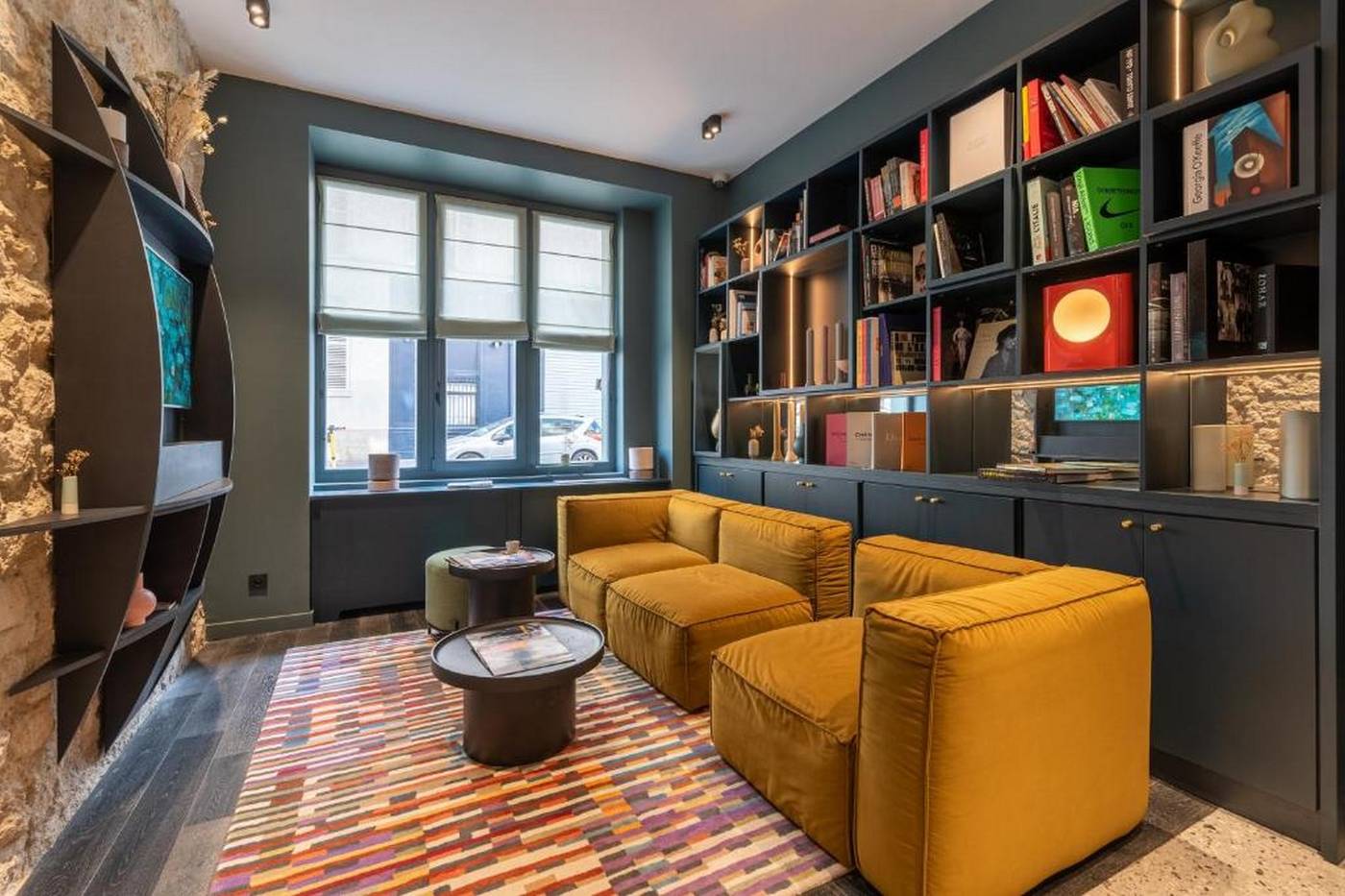 Hotel-Amoi-Paris-Lobby-5