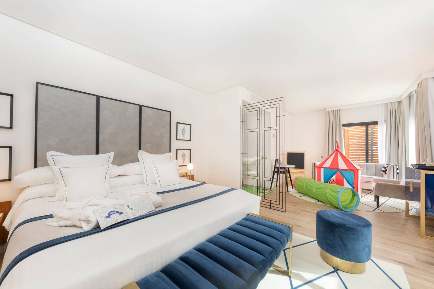 Be-Live-Experience-la-Ni----a-Room-21