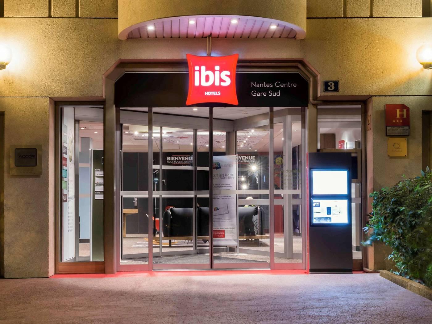 ibis Nantes Centre Gare Sud-France-Nantes-General view-1