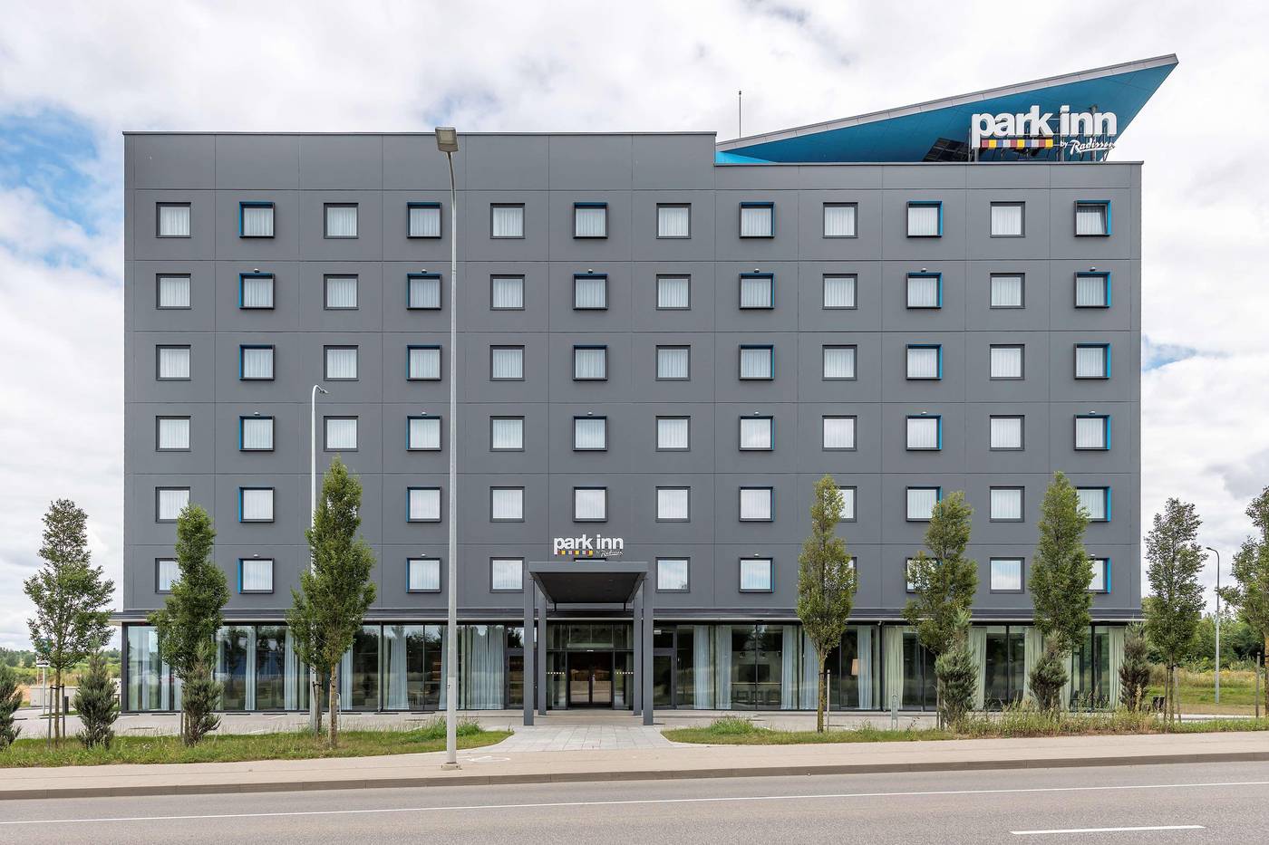 Park Inn by Radisson Vilnius Airport Hotel-Lithuania-VILNIUS-General view-5