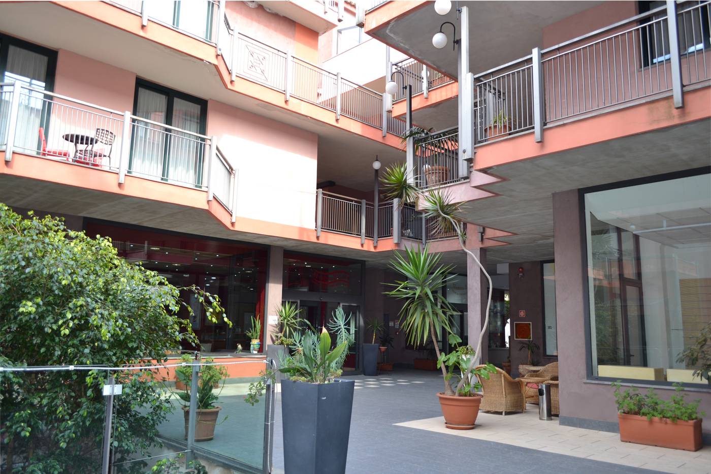 Marina-Palace-Hotel-Spa---Congress-Hall-General-view-13