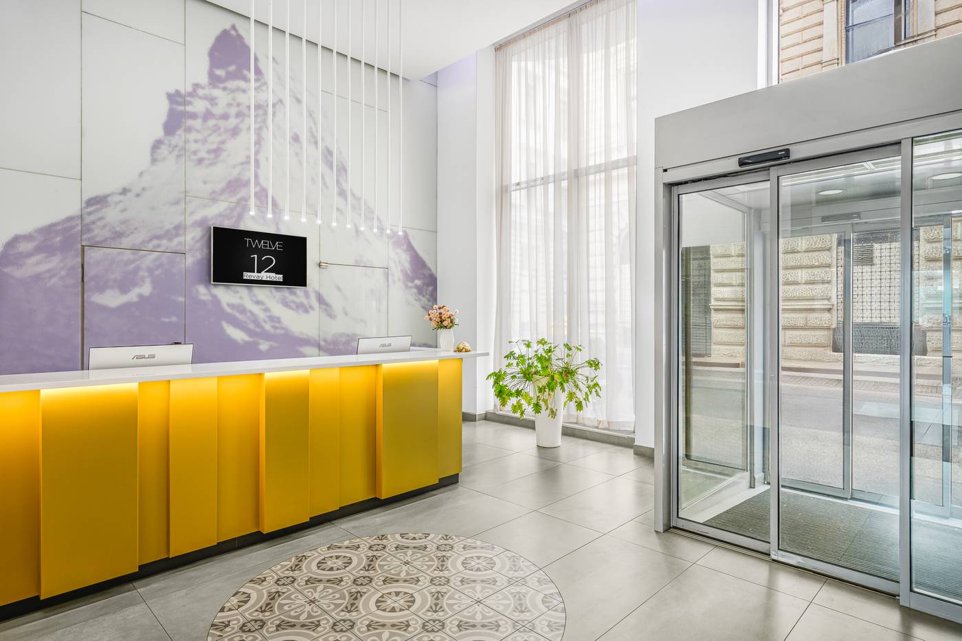 Hotel-12-Revay-Hotel-General-view-2