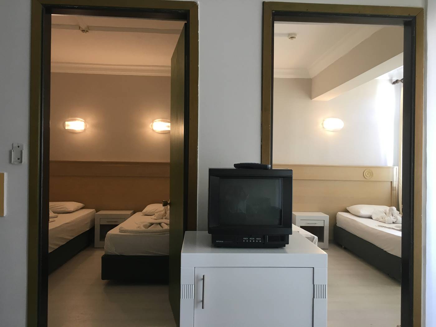 Tropic-Marina-Room-28