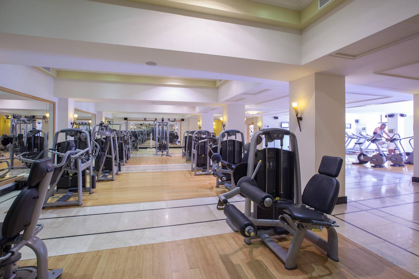 Lopesan-Costa-Meloneras-Resort---Spa-Sports-and-Entertainment-55