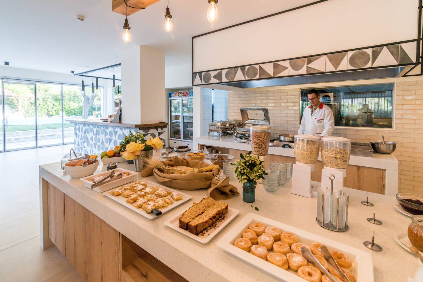 Matala-Bay-Restaurant-35