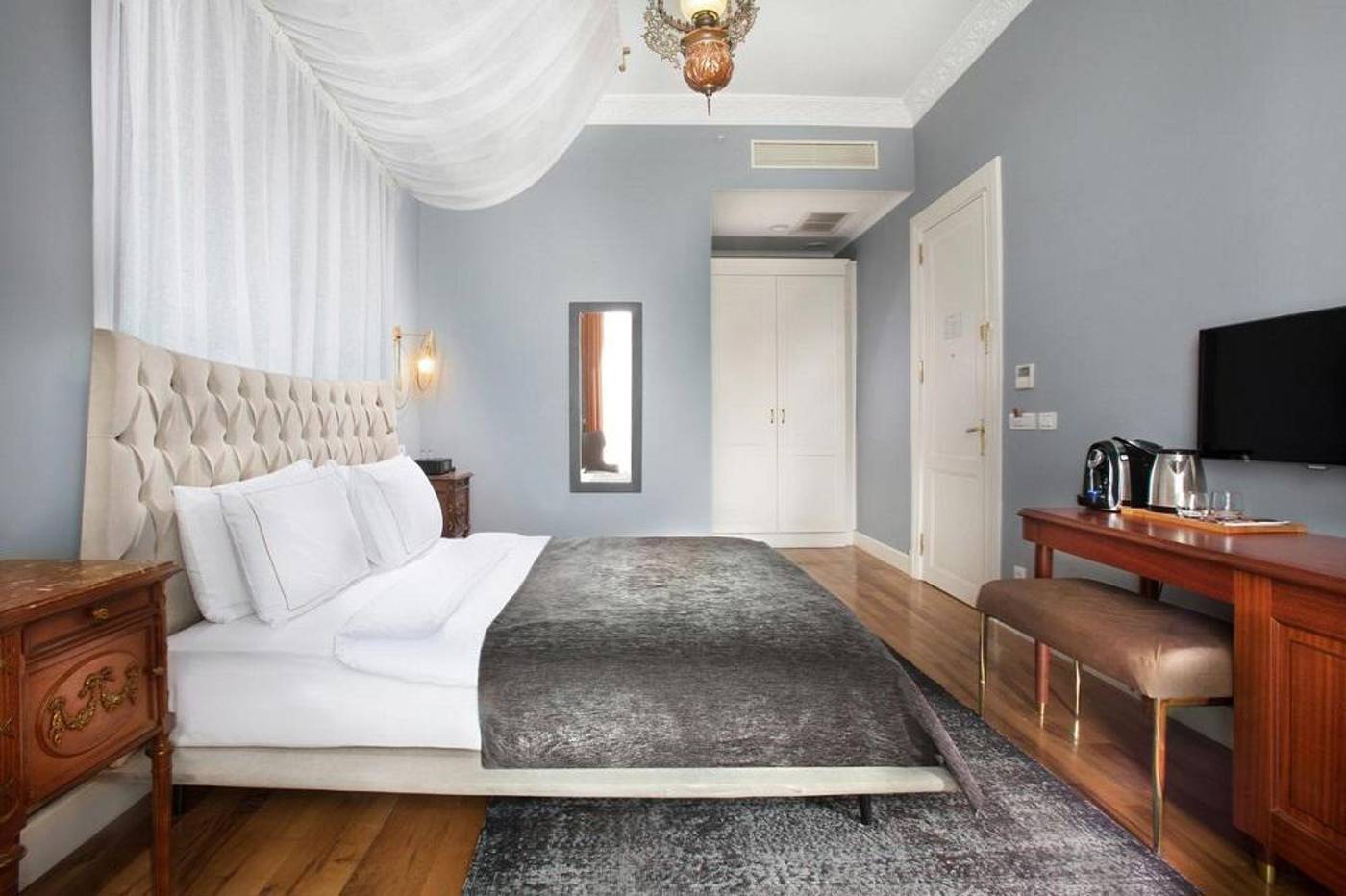 Lina-Hotel-Taksim-Pera-Room-12